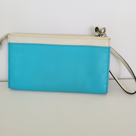 COACH Legacy Colorblock Zippy Wallet Wristlet Robin Egg Blue Chalk Leather Large - Picture 2 of 7